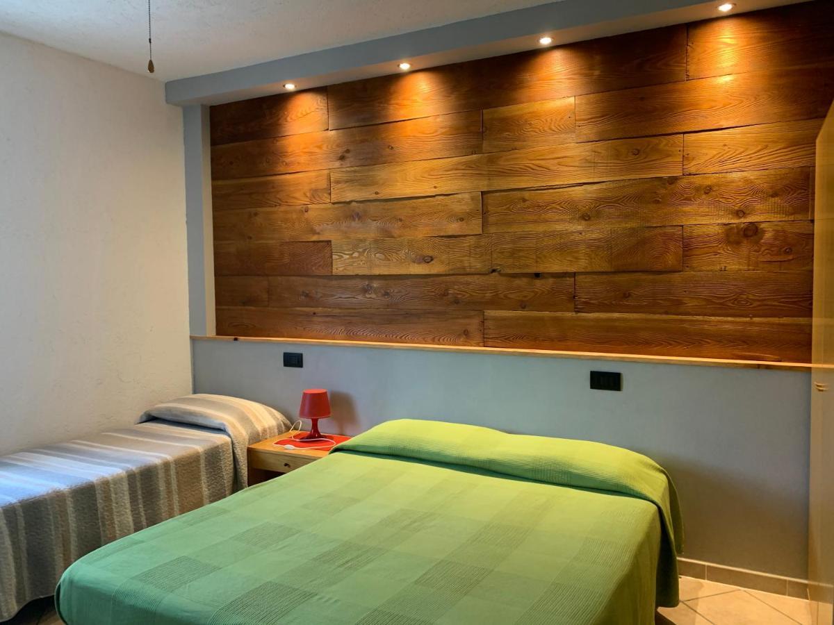 גרלנדה Agriturismo Gli Ulivi מראה חיצוני תמונה