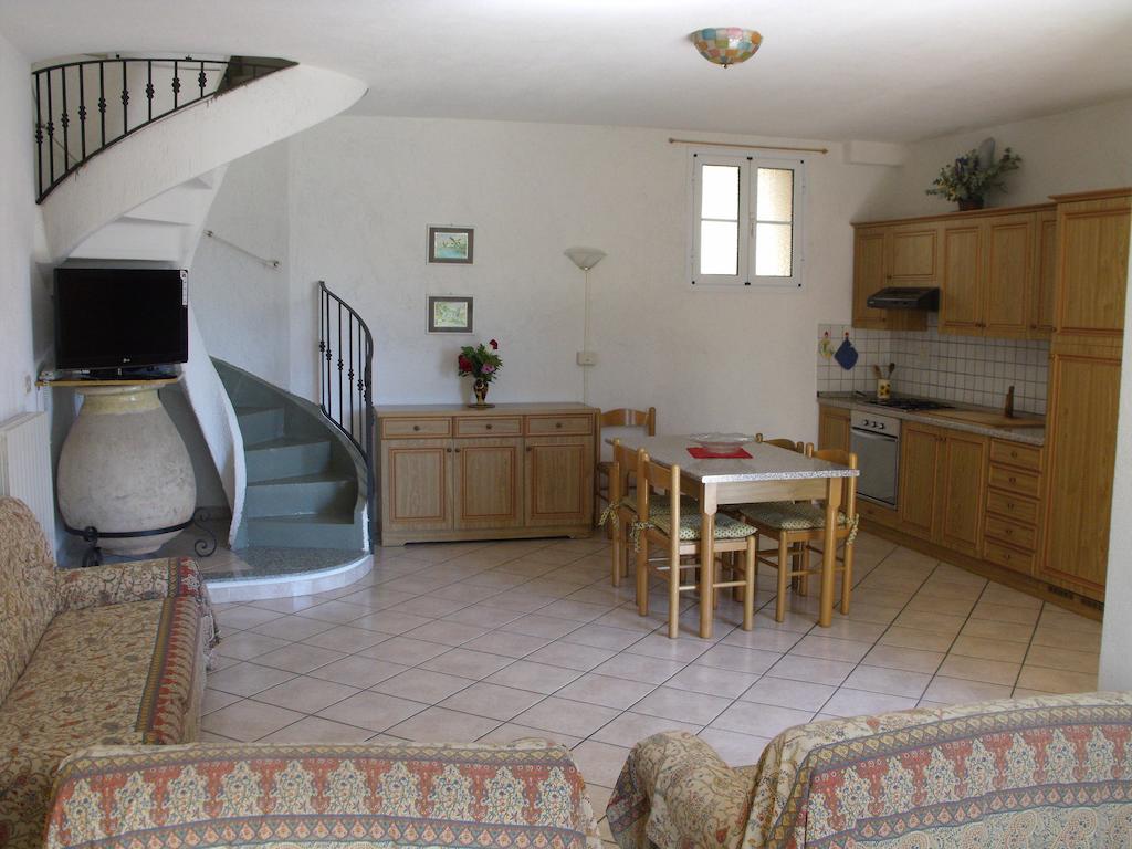 גרלנדה Agriturismo Gli Ulivi חדר תמונה
