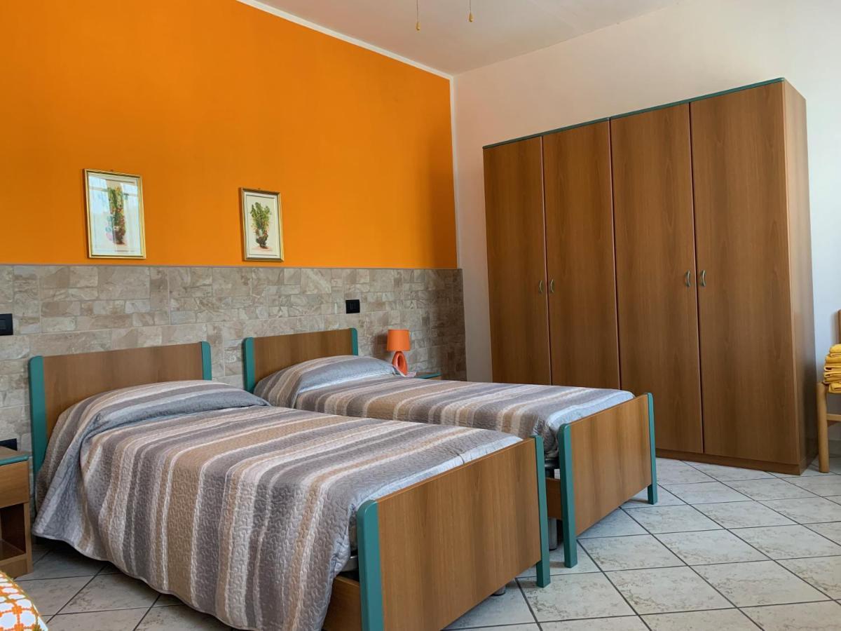 גרלנדה Agriturismo Gli Ulivi מראה חיצוני תמונה